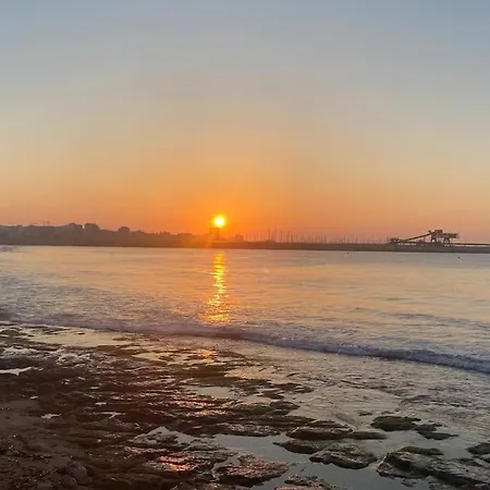 公寓 By The Sea With A Terrace *